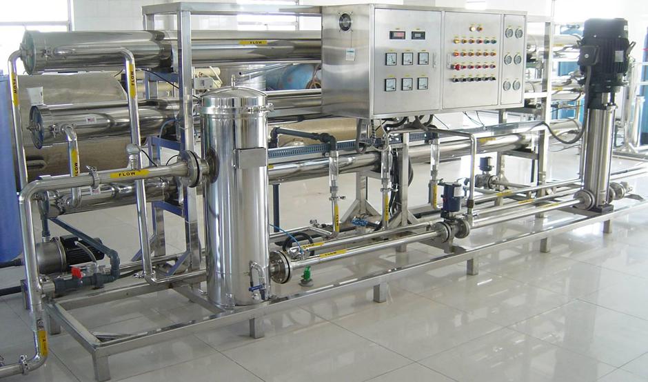 湖南鑫泰環(huán)?？萍加邢薰?湖南直飲水設(shè)備安裝,凈水節(jié)能,工業(yè)用水,生活用水